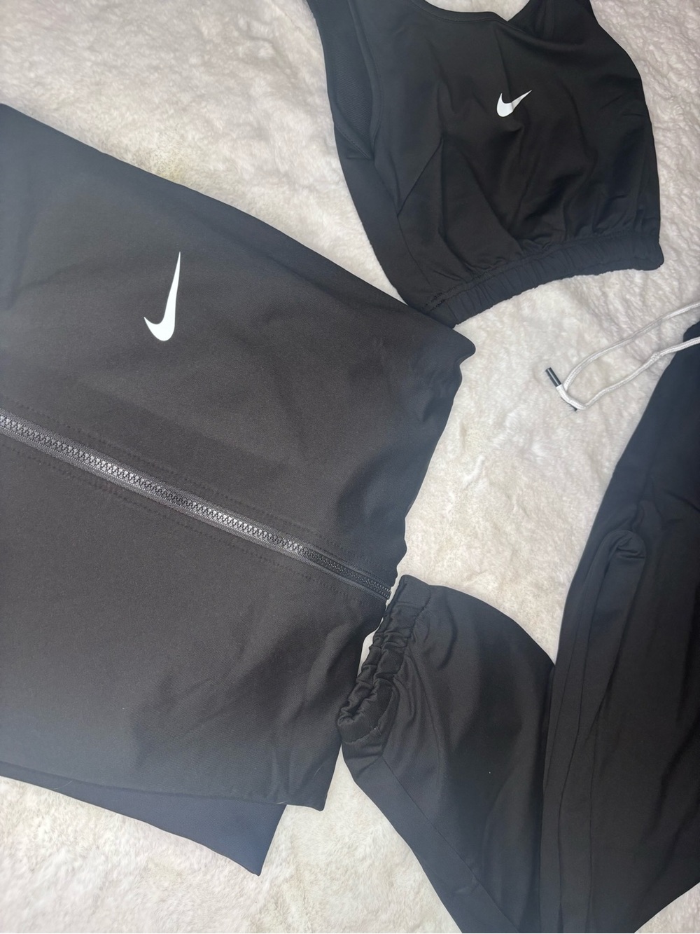 Nike Black Athletic Joggers 3 piece set - Picture 3 of 4